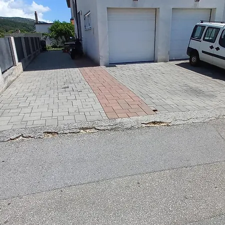 Apartment With A Parking Space Supetarska Draga - Gornja, Rab - 22213 *